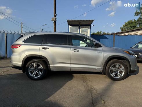 Toyota Highlander 2018 - фото 9