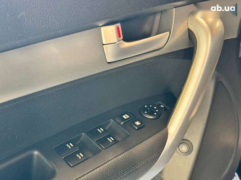 Kia Sorento 2011 - фото 17