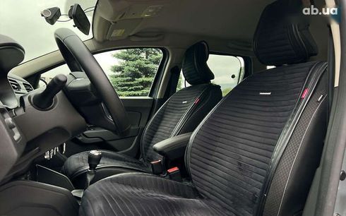 Renault Duster 2023 - фото 17