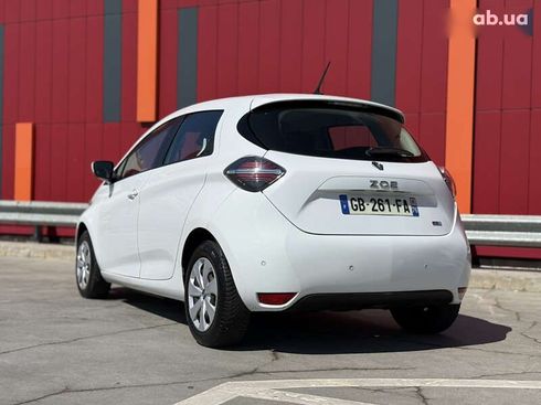 Renault Zoe 2021 - фото 10