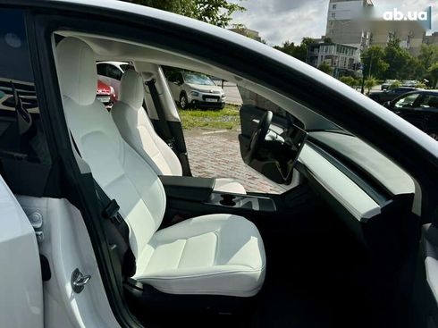Tesla Model 3 2022 - фото 3