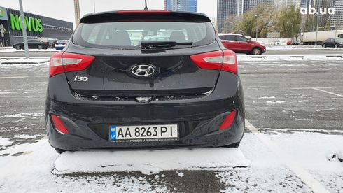 Hyundai i30 2013 черный - фото 6