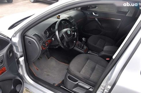 Skoda Octavia 2011 - фото 15