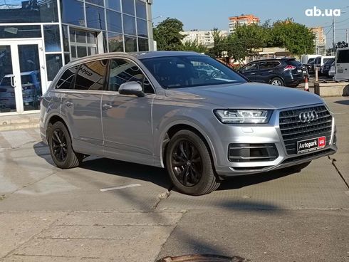 Audi Q7 2019 серый - фото 11