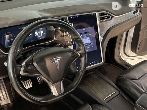 Tesla Model X 2016 - фото 27