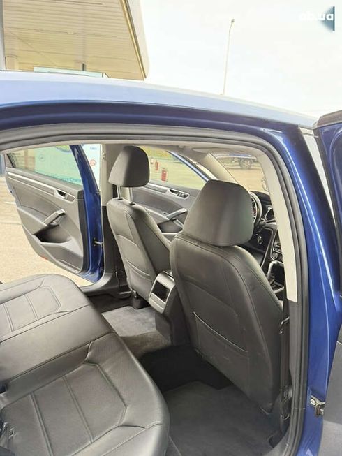 Volkswagen Passat 2017 - фото 15
