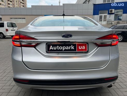 Ford Fusion 2018 серый - фото 9