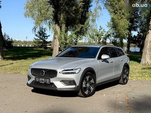 Volvo V60 Cross Country 2024 - фото 19