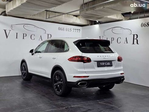 Porsche Cayenne 2017 - фото 8