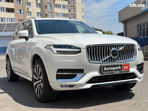 Volvo XC90 2020 белый - фото 18