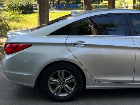 Hyundai Sonata 2014 серый - фото 12