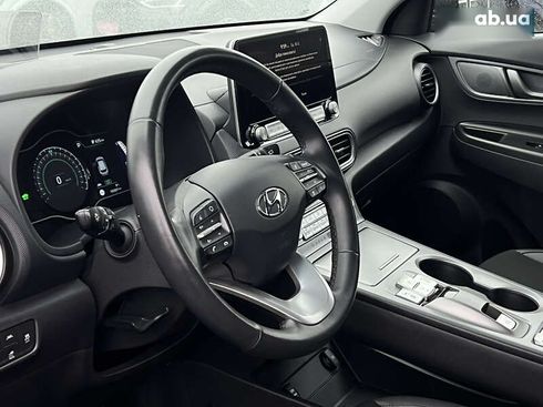 Hyundai Kona Electric 2021 - фото 26