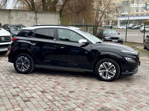 Hyundai Kona Electric 2021 - фото 10