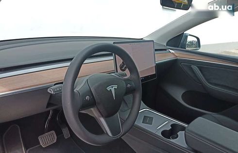 Tesla Model Y 2023 - фото 13