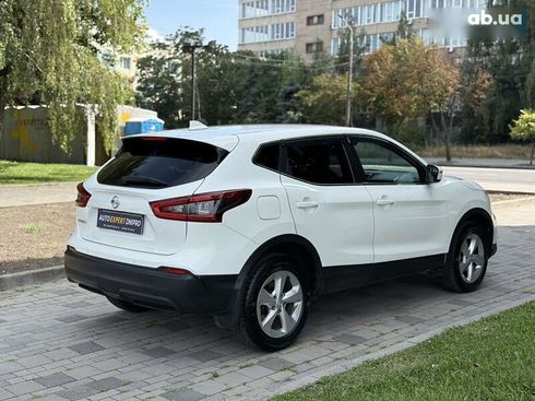 Nissan Qashqai 2018 - фото 15