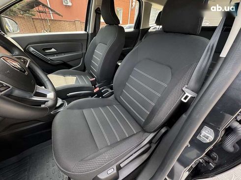 Renault Duster 2023 - фото 22