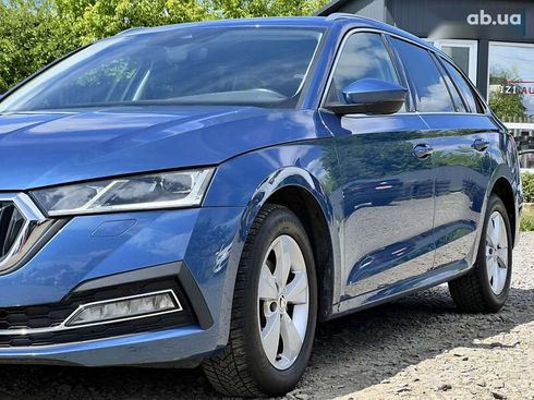 Skoda Octavia 2021 - фото 11