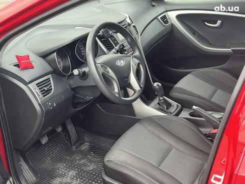 Hyundai i30 2013 красный - фото 11
