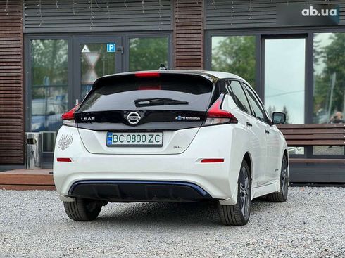 Nissan Leaf 2018 - фото 17