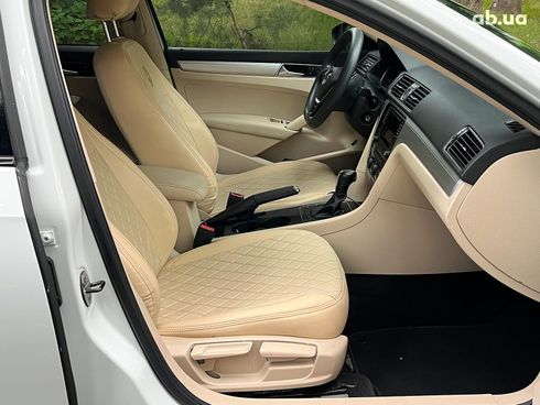 Volkswagen Passat 2016 белый - фото 27