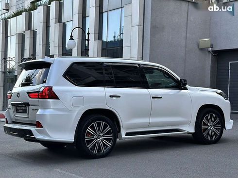 Lexus LX 2019 - фото 25