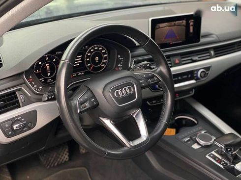 Audi A4 2018 - фото 30