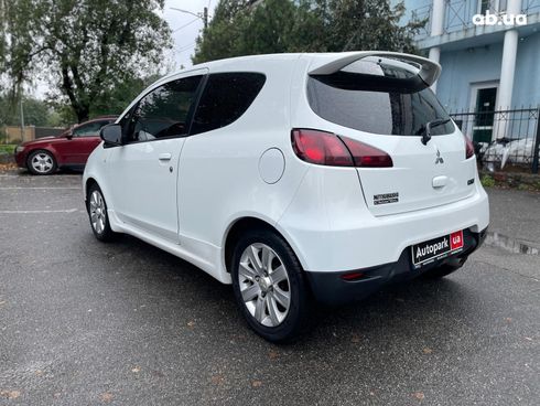 Mitsubishi Colt 2010 белый - фото 38