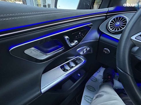 Mercedes-Benz EQE-Класс 2023 - фото 23