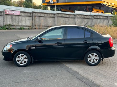 Hyundai Accent 2008 черный - фото 8