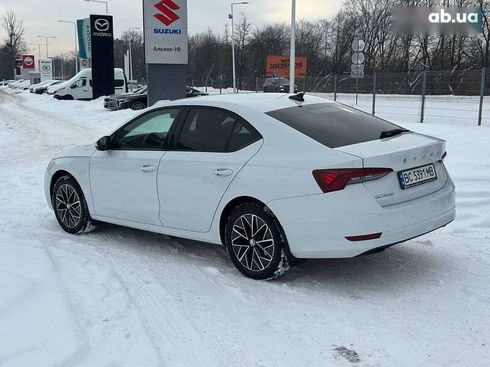 Skoda Octavia 2020 - фото 5