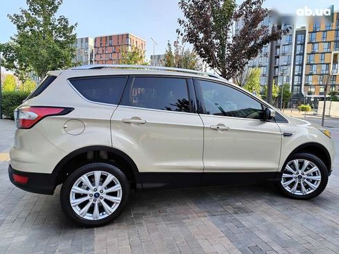 Ford Escape 2016 - фото 23