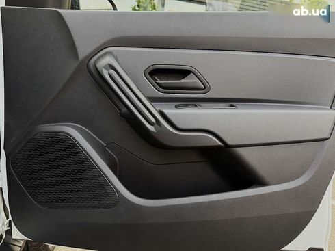 Renault Duster 2021 - фото 26