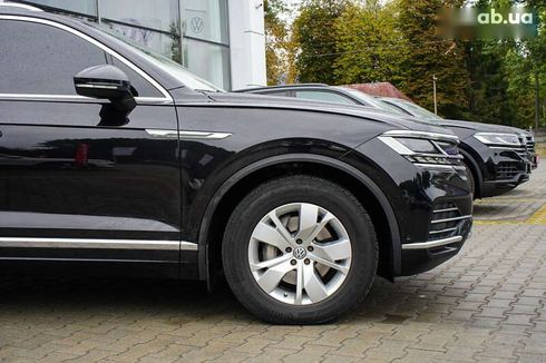 Volkswagen Touareg 2018 - фото 3
