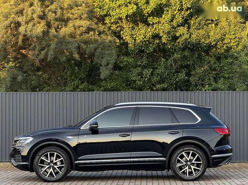 Volkswagen Touareg 2022 - фото 7