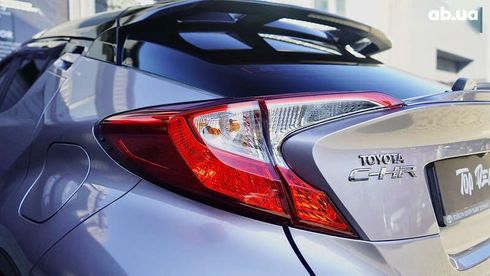 Toyota C-HR 2017 - фото 14