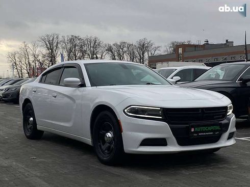Dodge Charger 2019 - фото 10