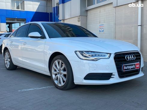 Audi A6 2014 белый - фото 3