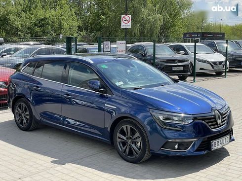 Renault Megane 2020 - фото 11