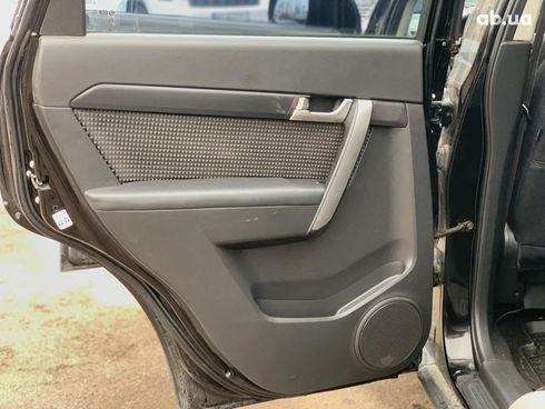 Chevrolet Captiva 2007 черный - фото 19