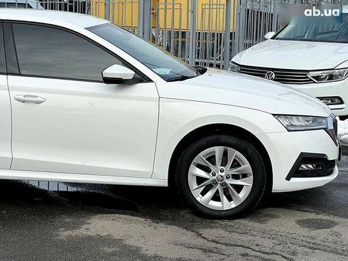 Skoda Octavia 2020 - фото 10