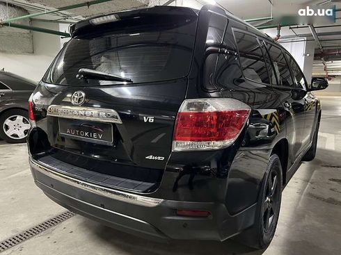 Toyota Highlander 2011 - фото 11