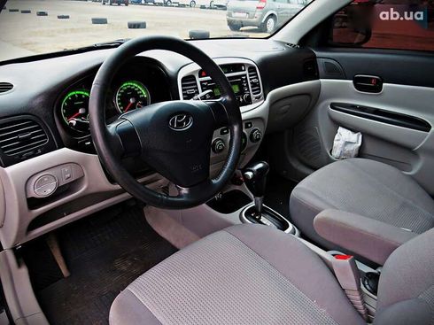 Hyundai Accent 2008 - фото 6