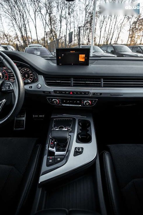 Audi Q7 2017 - фото 24