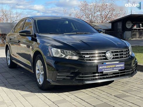 Volkswagen Passat 2016 - фото 2