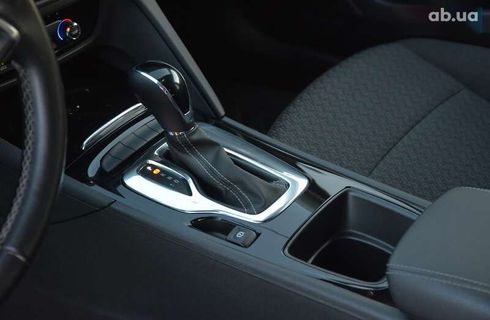 Buick Regal 2018 - фото 22