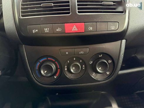 Fiat Doblo 2010 - фото 23