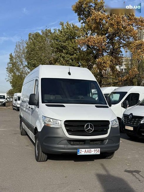 Mercedes-Benz Sprinter 2021 - фото 2