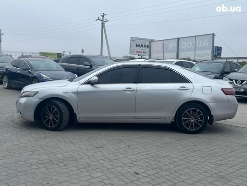 Toyota Camry 2008 серый - фото 4