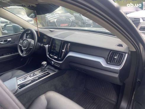 Volvo XC60 2019 - фото 9