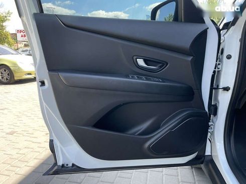 Renault Scenic 2019 - фото 24